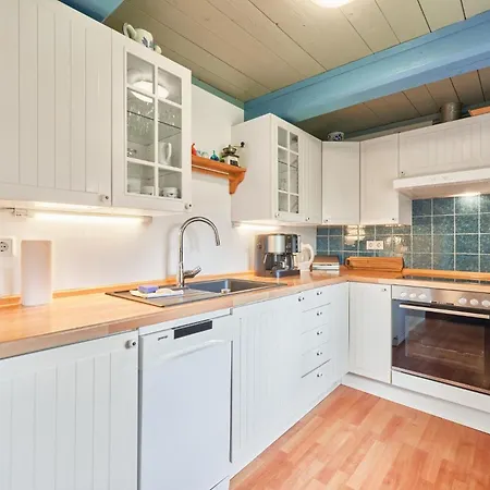 Ferienhaus Reetdachhaus Silvi Schwabstedt