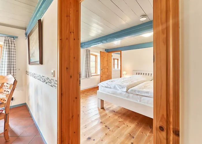 Reetdachhaus Silvi 度假居 Schwabstedt